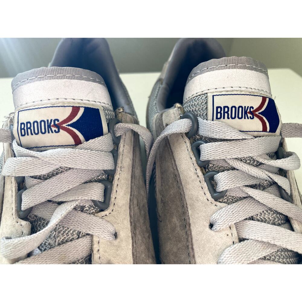 Brooks mens running shoes sneakers grey and gray - Picture 4 of 13